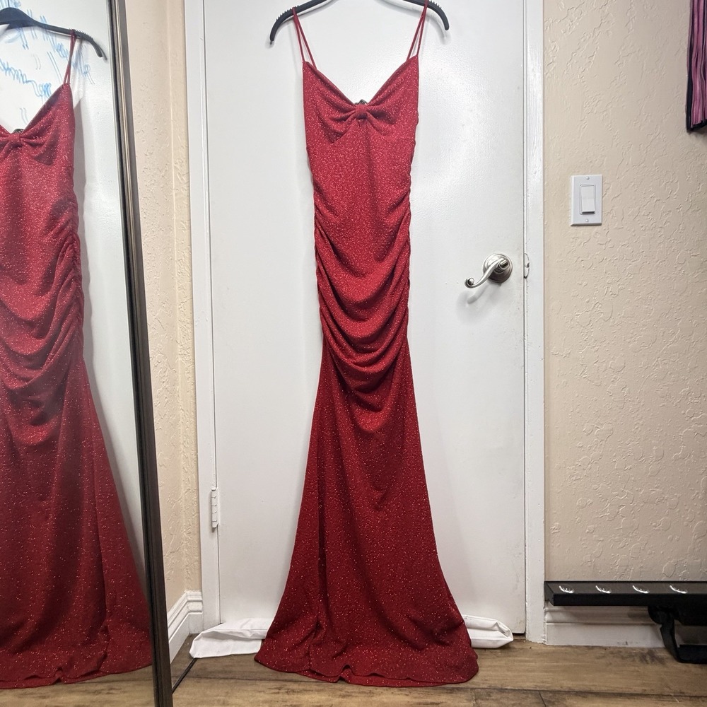 Lovely Day Red Glitter Ruched Maxi Dress Women's M V-Neck Zip Stretch Straps